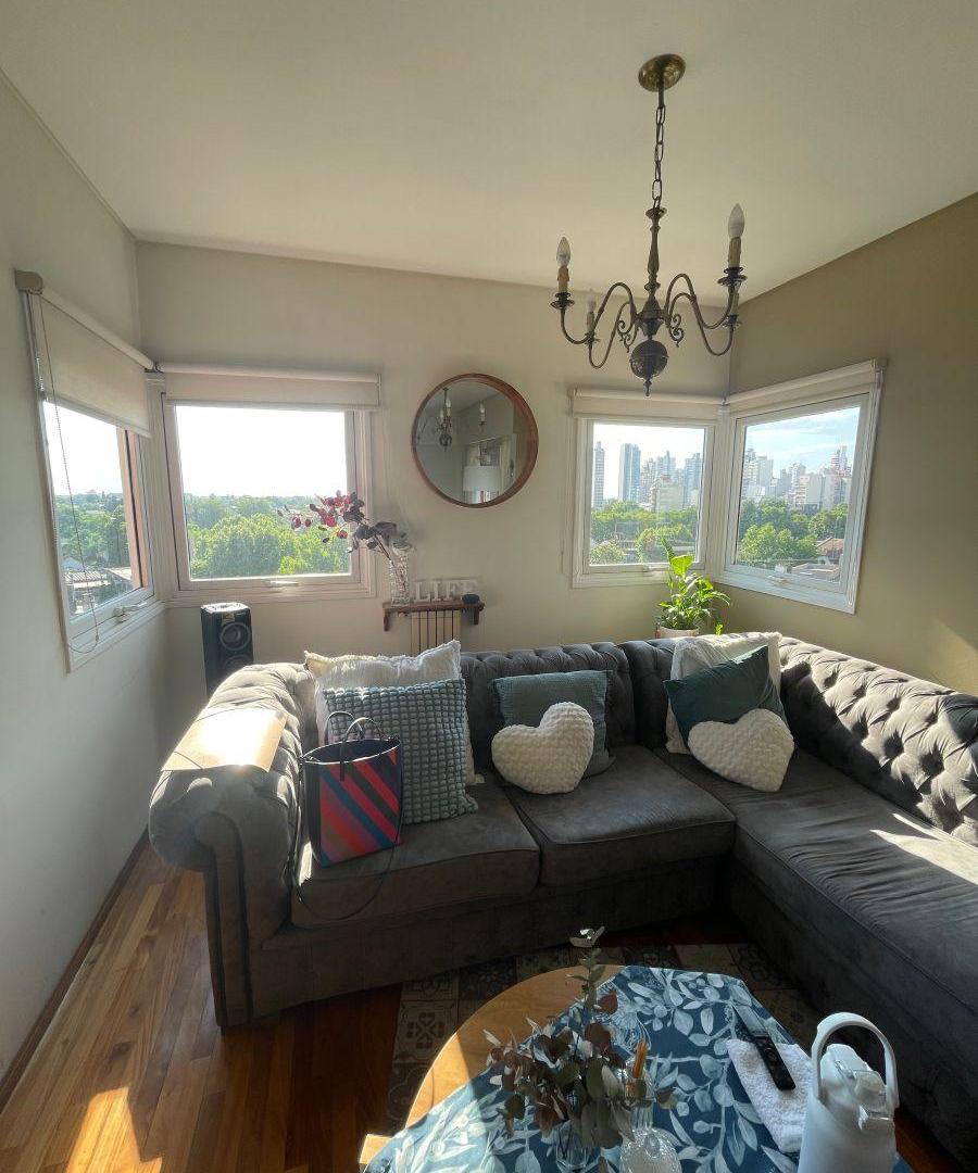 Departamento 3 ambientes en venta - Semipiso sobre Av. Meeks / Lomas de Zamora