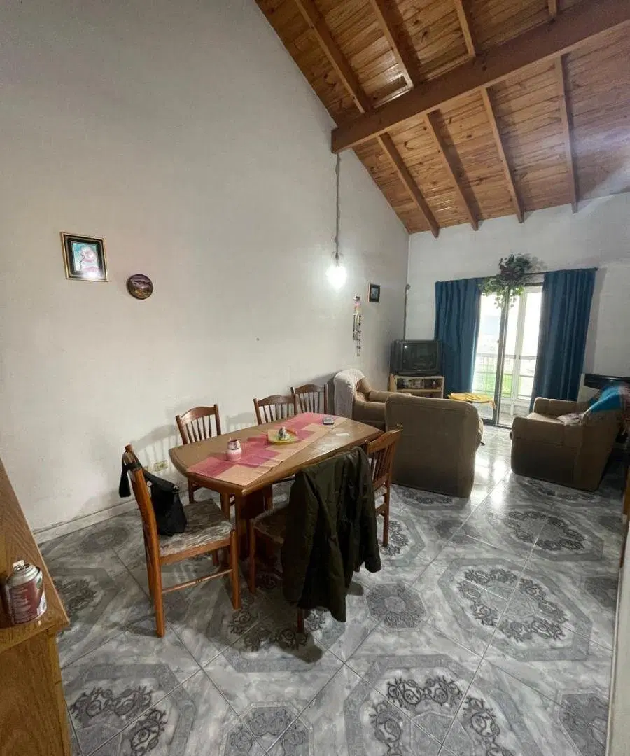 Venta departamento tres dormitorios Barrio Odisa Banfield 2