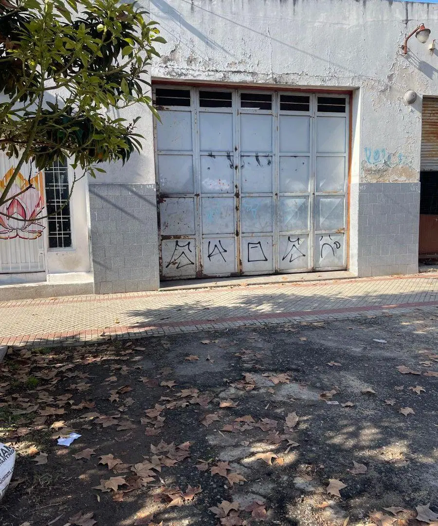 Depósito o galpon en alquiler Lomas de Zamora 4