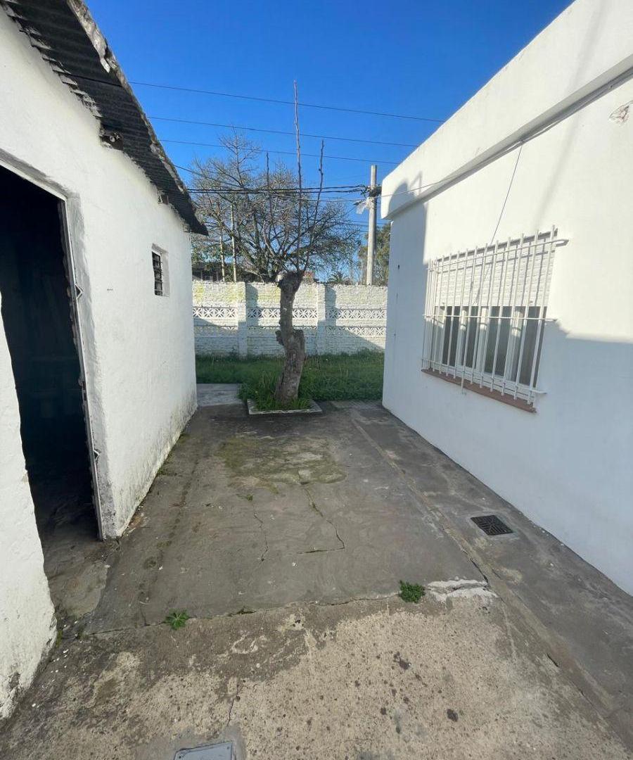 Foto de Casa de 250 m² con 3 dormitorios en venta en Lomas de Zamora, imagen 1