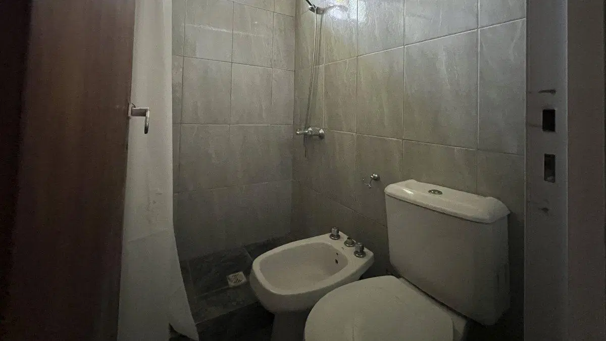 VENTA CASA EN ANDINO 1 DORMI-COCHERA-PILETA 2
