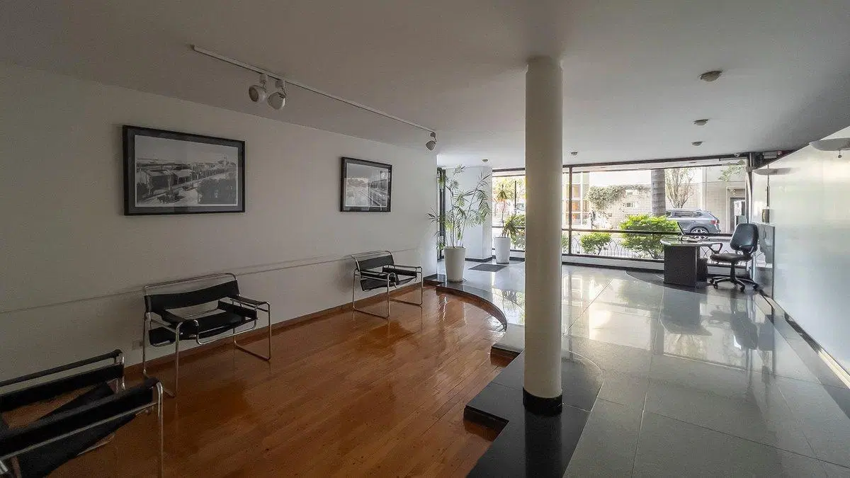 VENTA DEPARTAMENTO 5 DORMITORIOS/COCHERA VISTA RÍO 3
