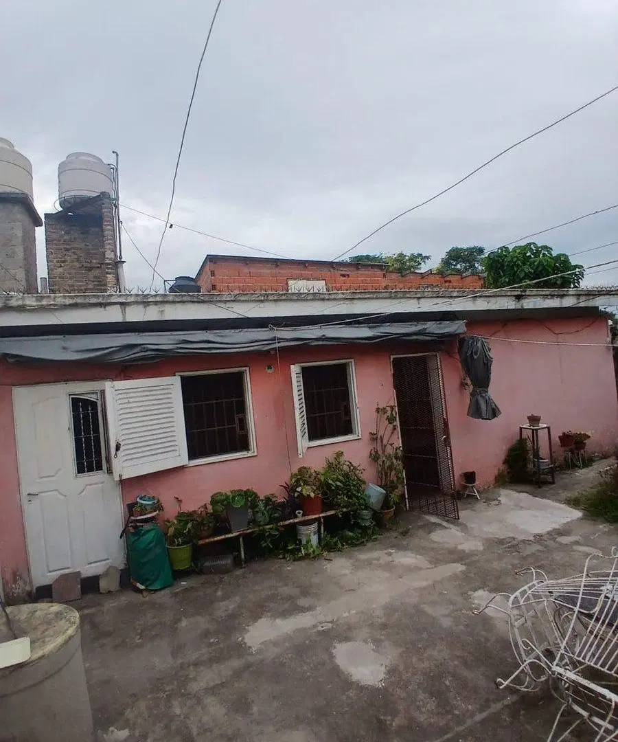 OPORTUNIDAD CASA EN BARRIO SAN MARTIN 4