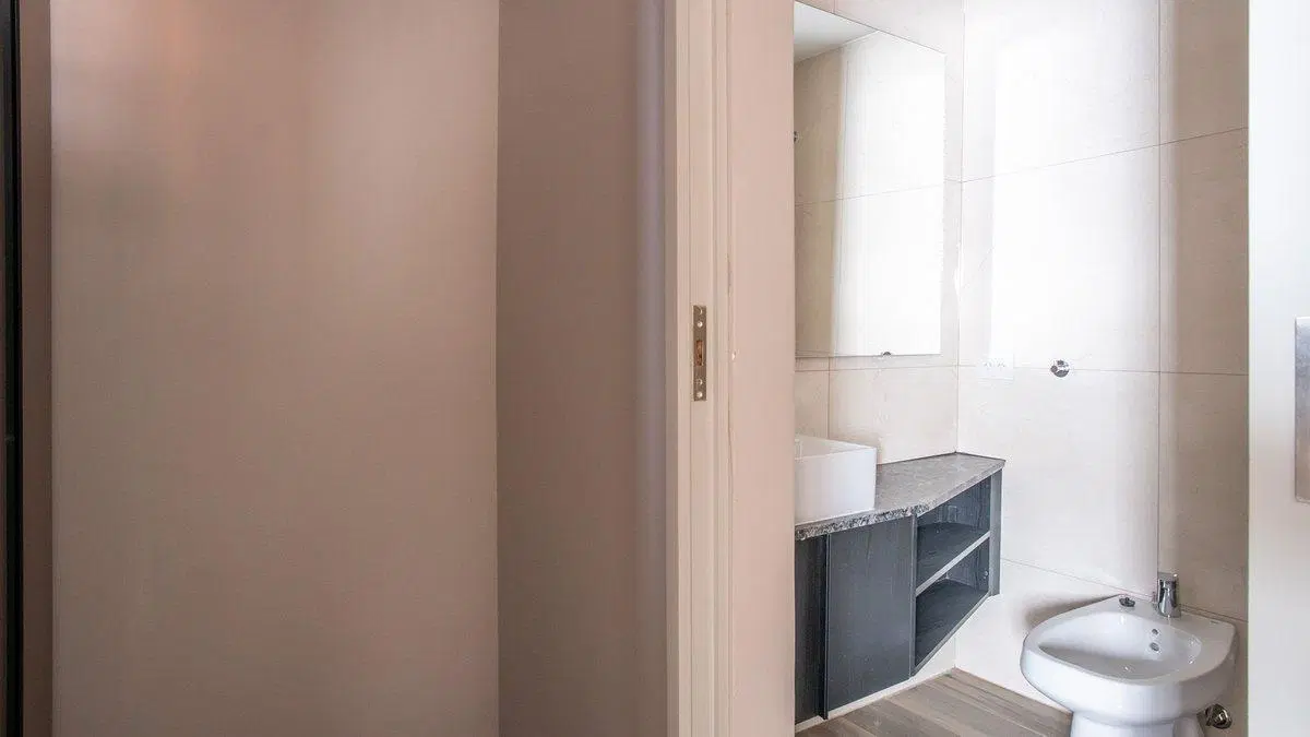 VENTA DEPARTAMENTO DE 1 DORMITORIO ABASTO 4