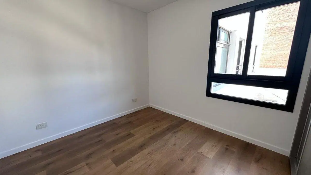Venta departamento de dos Dormitorios Centro 3