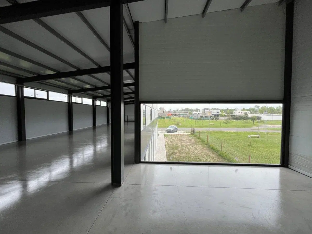 VENTA- Imponente Local a Estrenar en Don Mateo 5