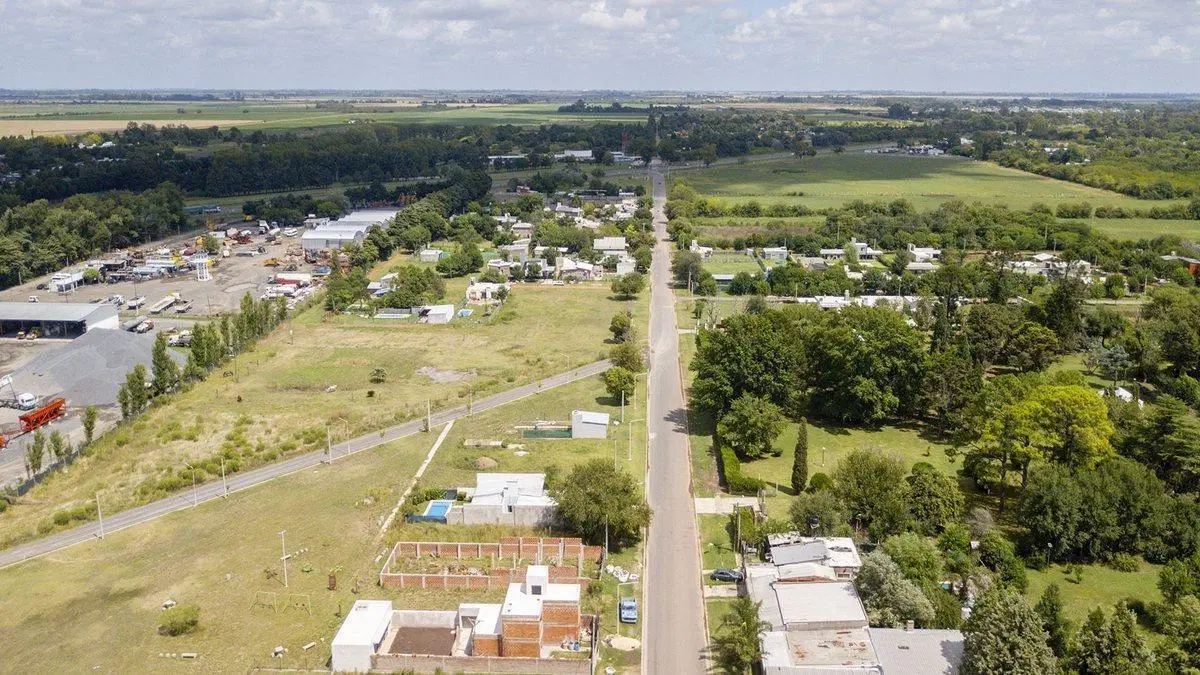 VENTA LOTE 300M2 EN CAMPO MADERO I, IBARLUCEA 5