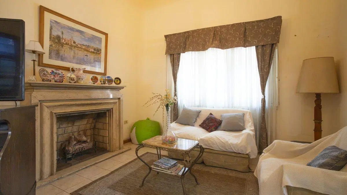 VENTA IMPORTANTE CASA EN MARTIN APTA INSTITUCIONES 5