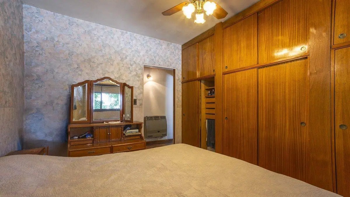 VENTA PH TRES DORMITORIOS EN BARRIO ECHESORTU 4