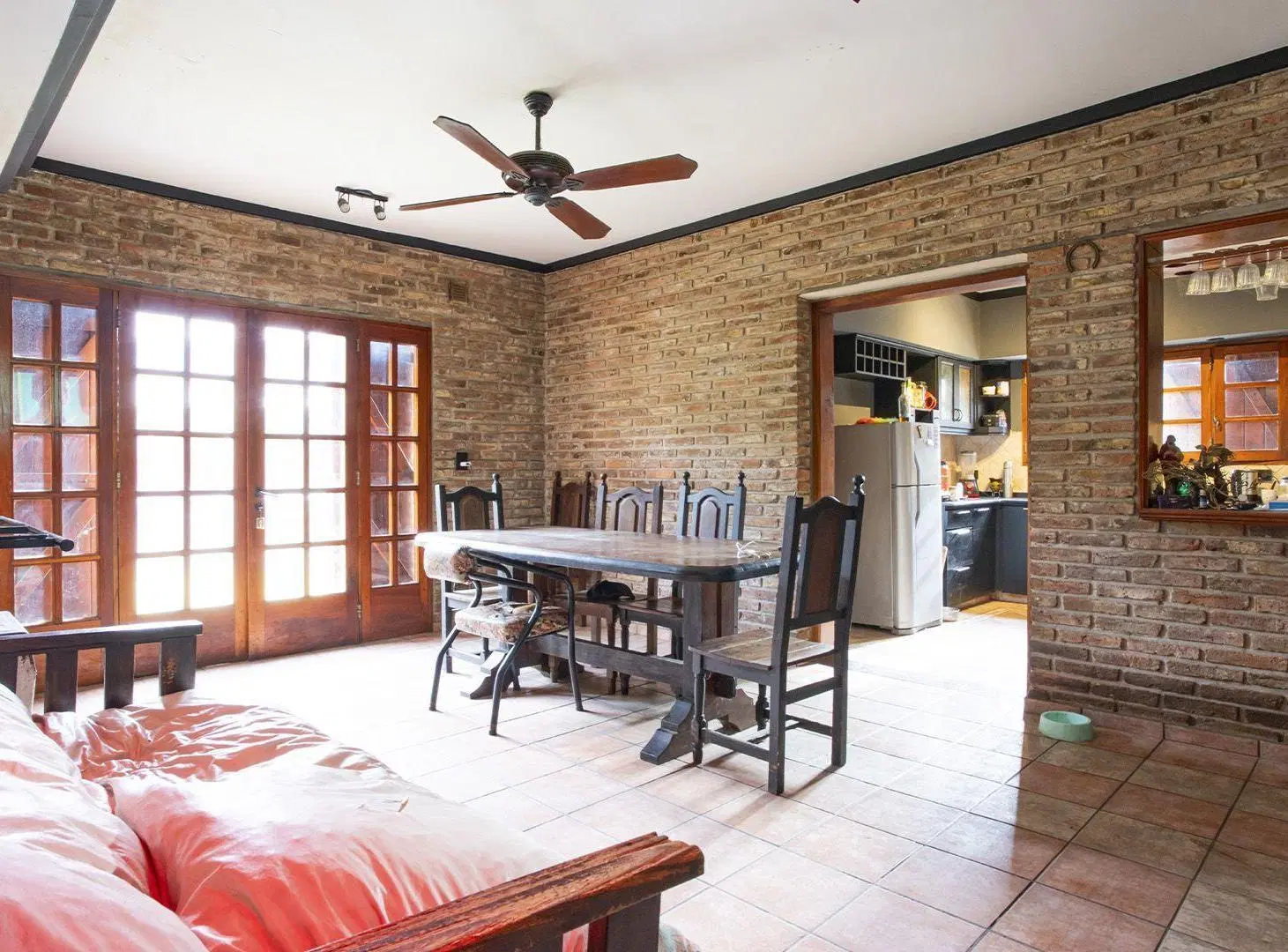 VENTA CASA 3 DORMITORIOS EN ZAVALLA 4