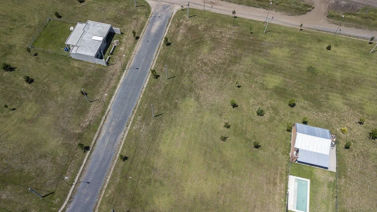 VENTA DE LOTE DE 378M2 EN LOS PINOS 4 5