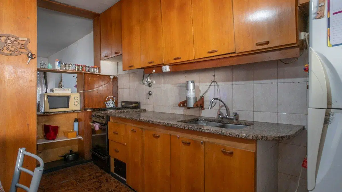 VENTA CASA 2 DORMITORIOS TIRO SUIZO COCHERA 4
