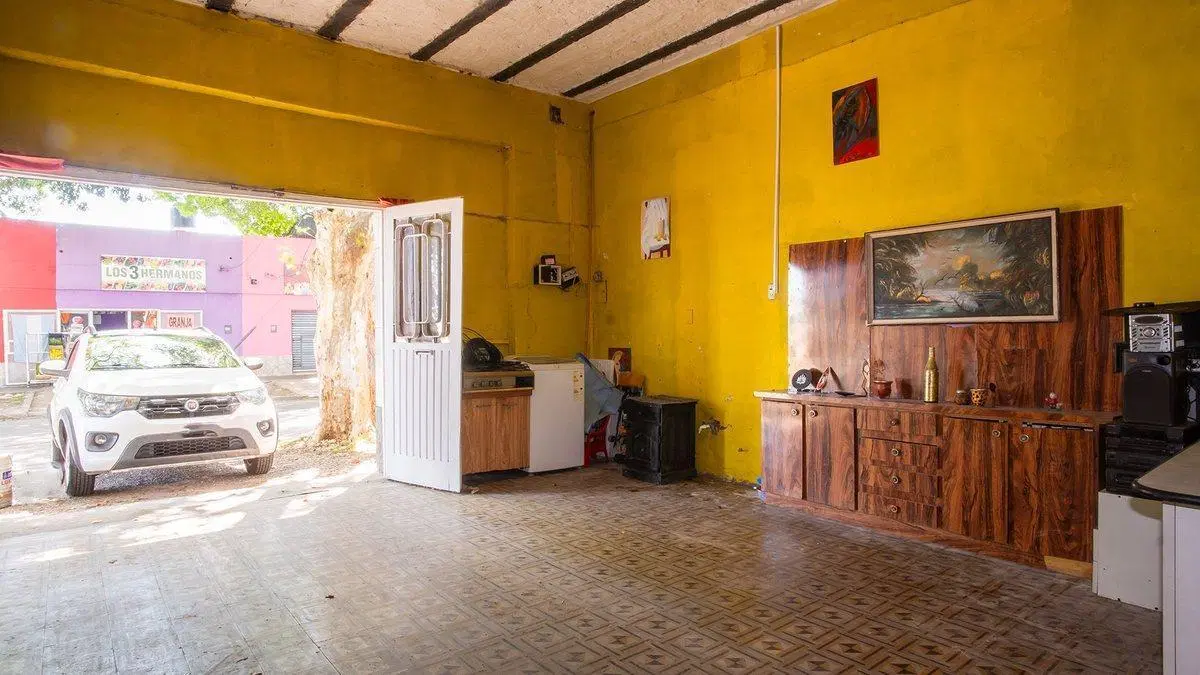Casa de 4 dorm en P.A c/cochera+ Local comercial 3
