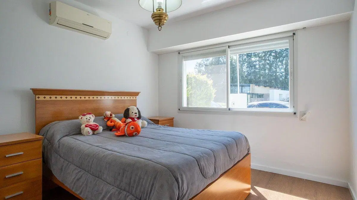 Casa con piscina en Barrio cerrado La Antonella 3