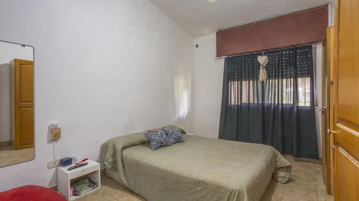 CASA EN VENTA 2 DORMITORIOS/ PILETA EN RICARDONE 5