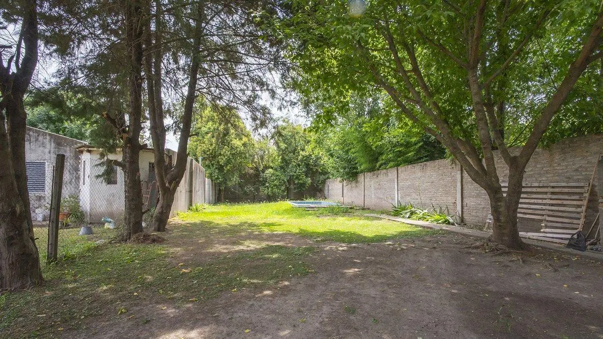 CASA EN VENTA 2 DORMITORIOS/ PILETA EN RICARDONE 4
