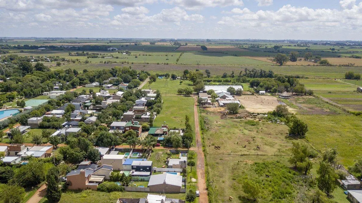 VENTA LOTE 322M2 CAMPO MADERO I, IBARLUCEA 2
