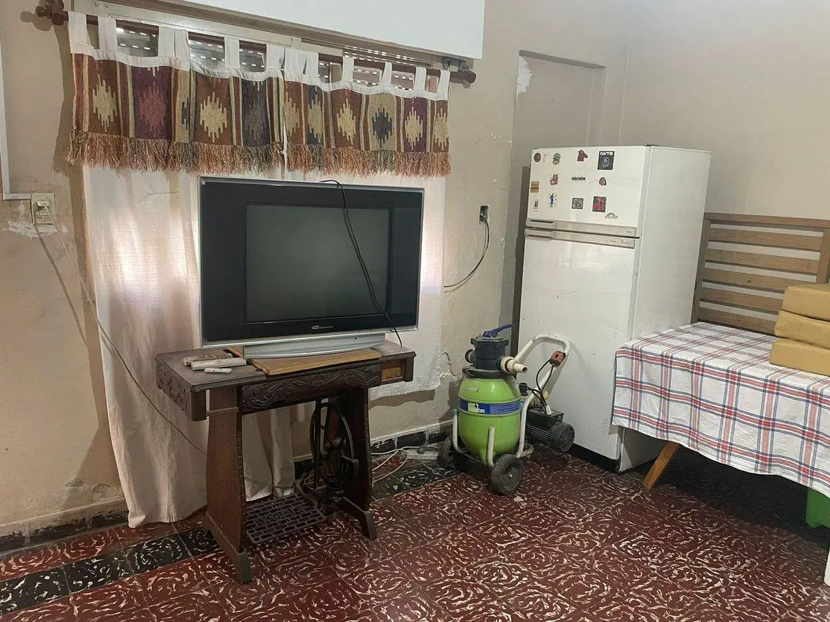 VENTA CASA 3 HABITACIONES ZONA OESTE 2