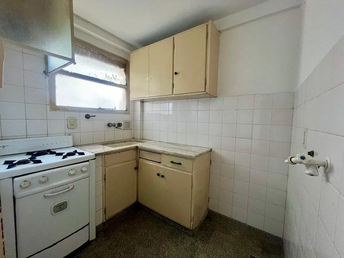 Depto 1 Dormitorio sobre Peatonal. Ideal Inversión 3