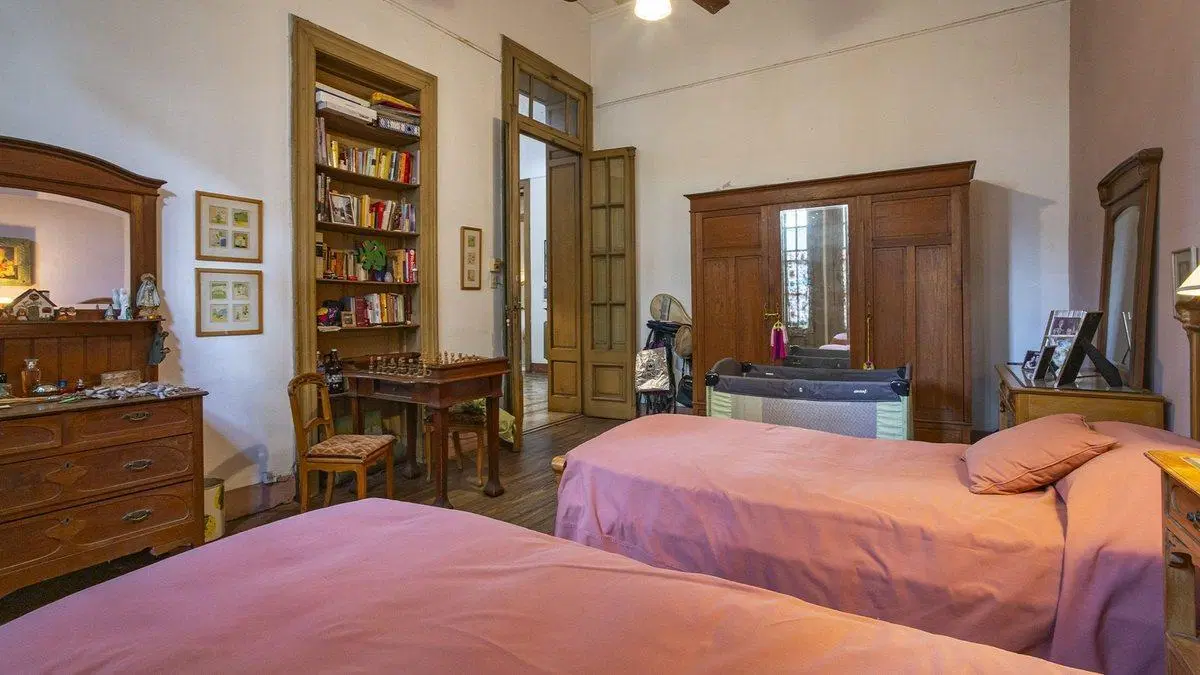 VENTA - IMPONENTE CASA EN CENTRO HISTÓRICO 4