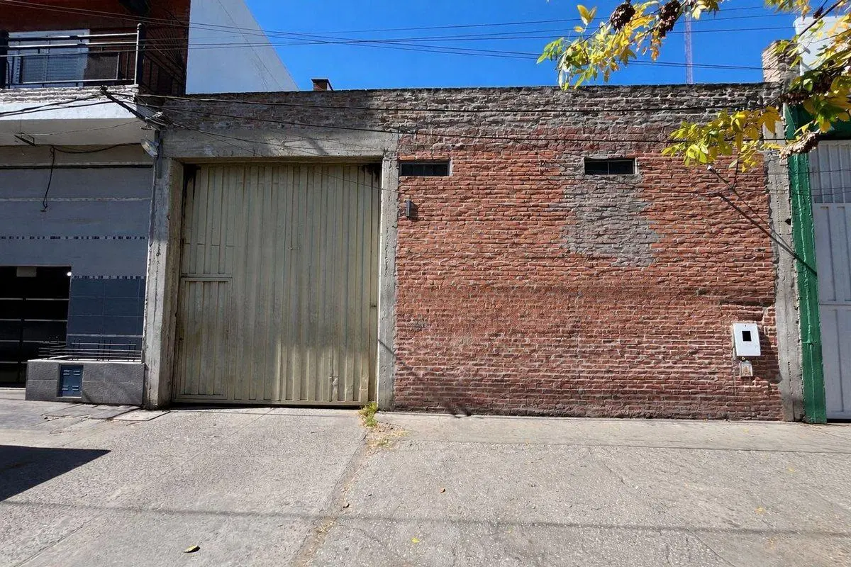 ALQUILER GALPÓN DE 518 M² USO INDUSTRIAL/COMERCIAL 4