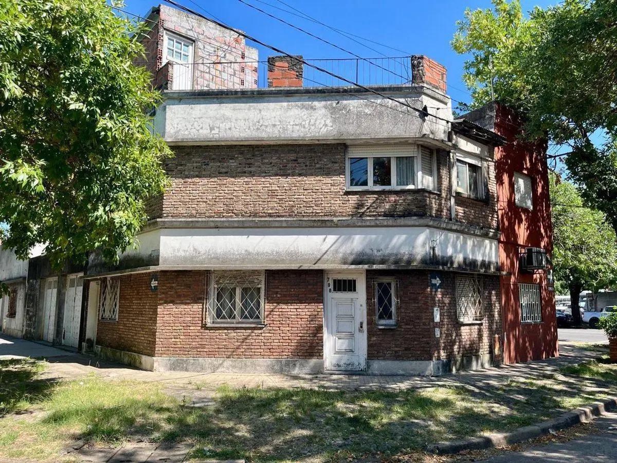 Se vende casa PA y PB con accesos independientes 2