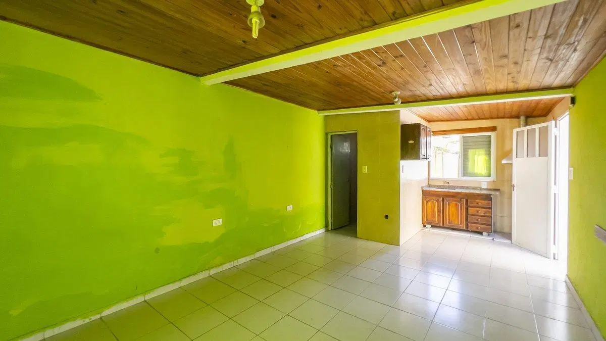 Venta/ Casa con 3 monoambientes - ideal inversión 5