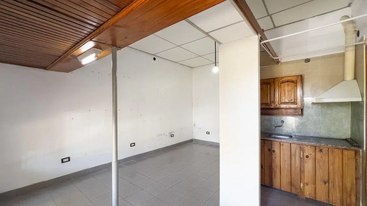 Venta/ Casa con 3 monoambientes - ideal inversión 2