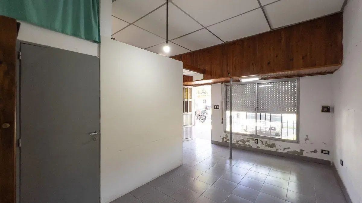 Venta/ Casa con 3 monoambientes - ideal inversión 3