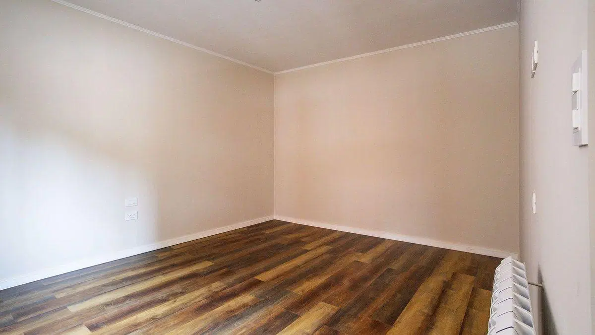 VENTA PASILLO UNICO TRES DORMITORIOS LOURDES 3