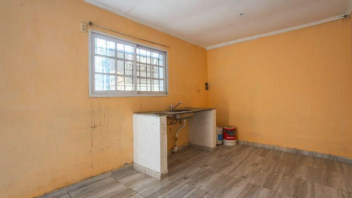 En VENTA, tres departamentos en el mismo lote! 3