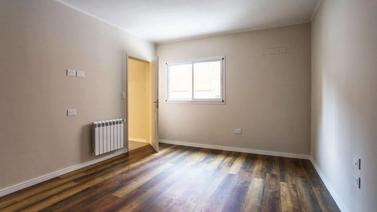 VENTA PASILLO UNICO TRES DORMITORIOS LOURDES 4