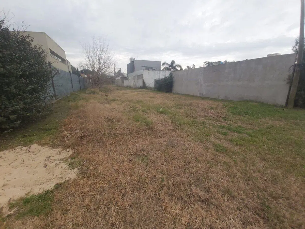 VENTA-  lote en  Villa Amelia! 4