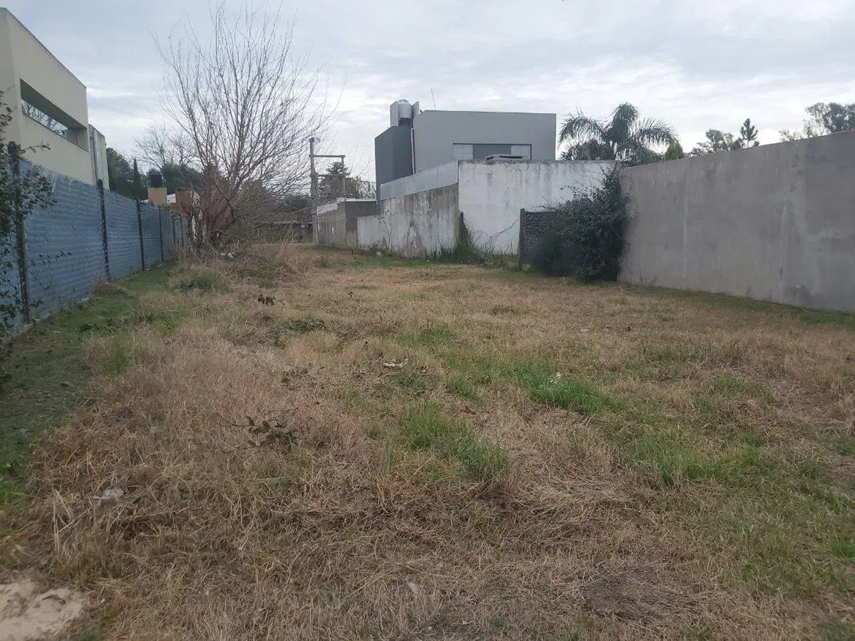 VENTA-  lote en  Villa Amelia! 2