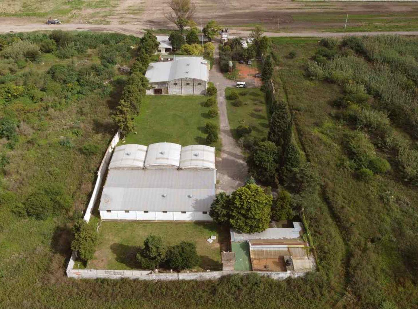 1ha. zona industrial. Planta de logística. Permuta