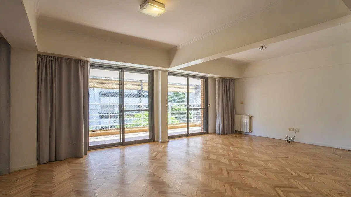 VENTA DEPARTAMENTO TRES DORMITORIOS Y COMODIN 5