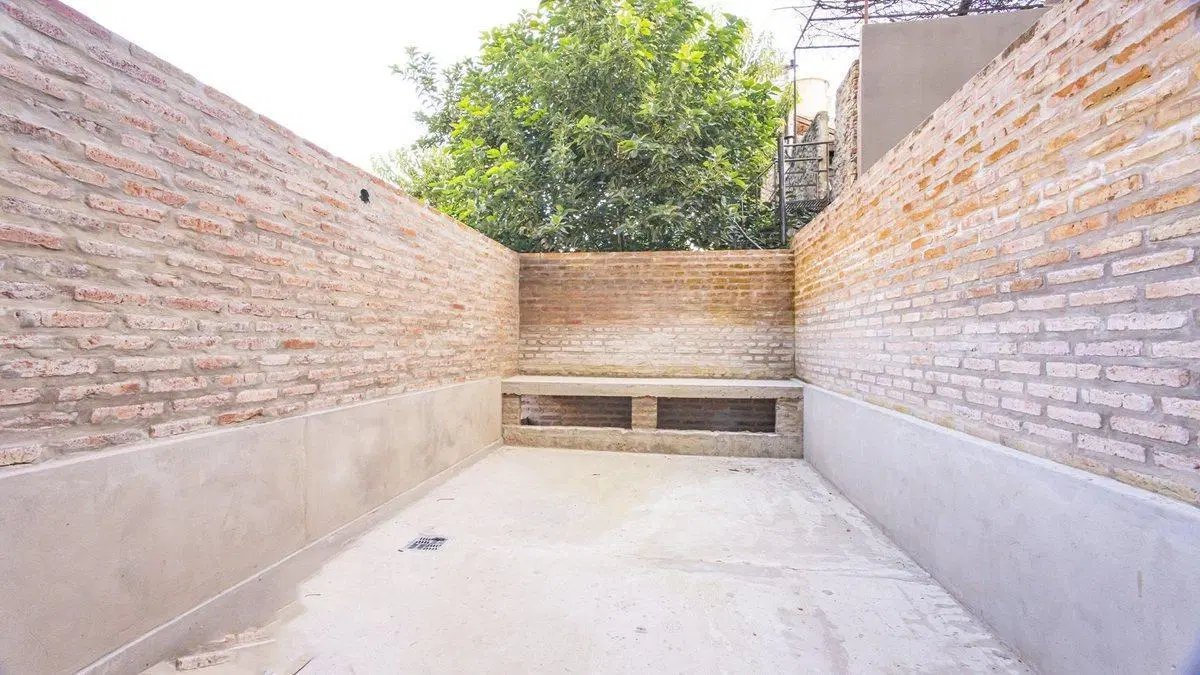 VENTA DEPTO MONOAMBIENTE CON PATIO 5