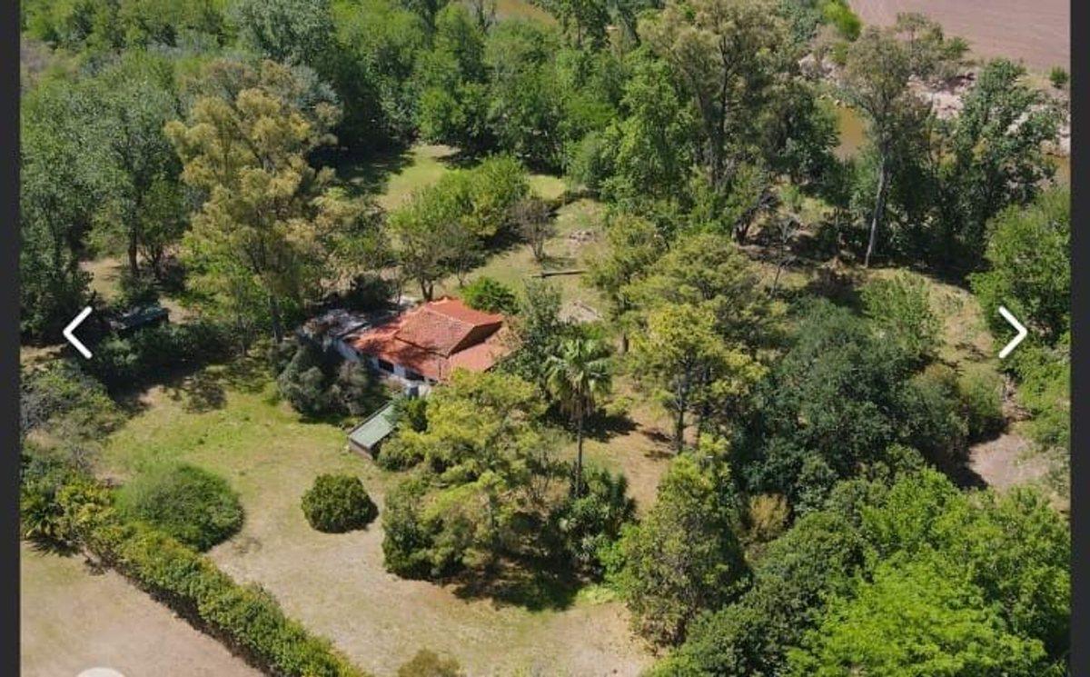 CASA 2 DORMITORIOS UBICADA SOBRE UN TERRENO 6000 M