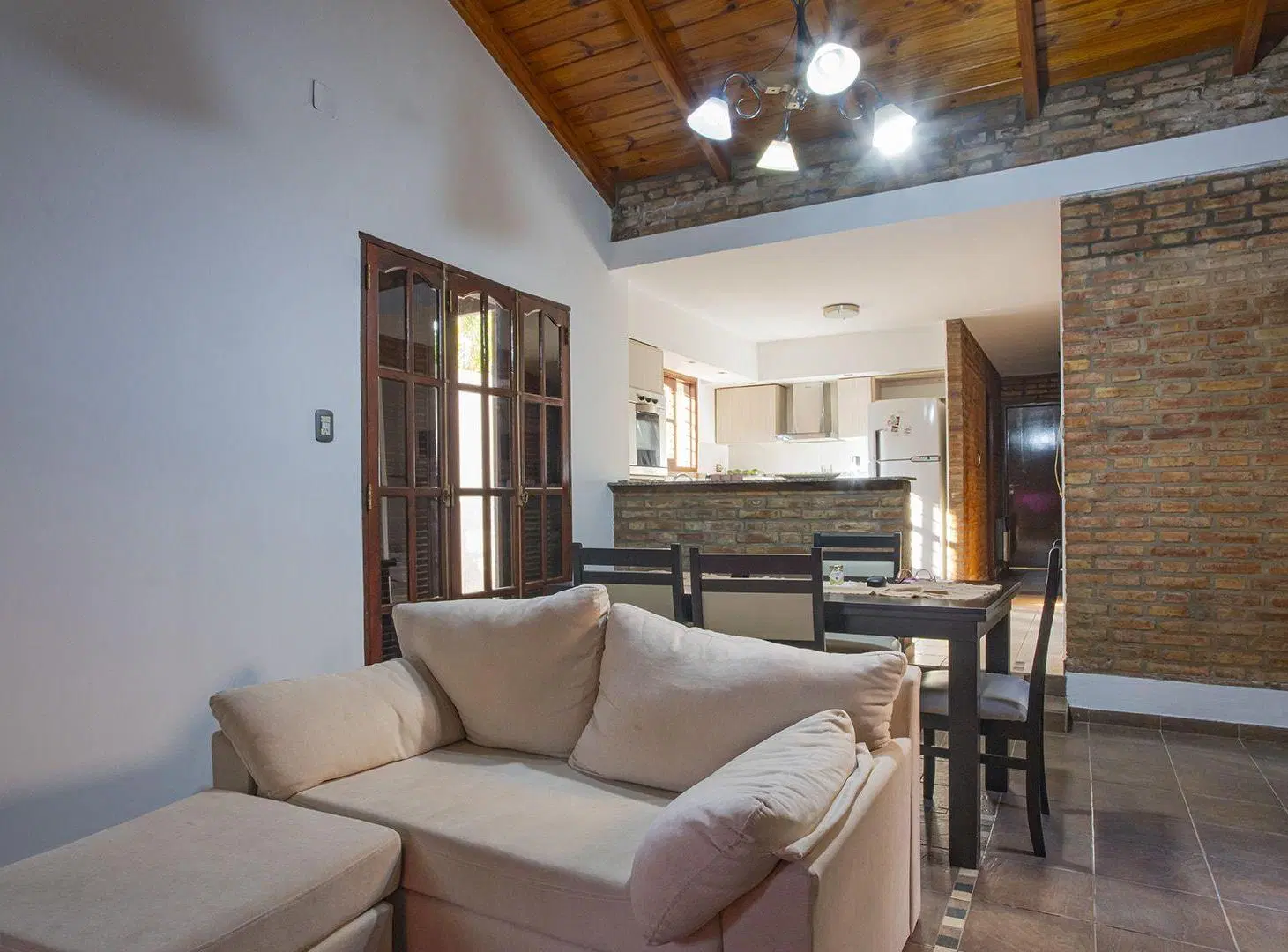 Hermosa casa de 3 dormitorios en Ricardone 3