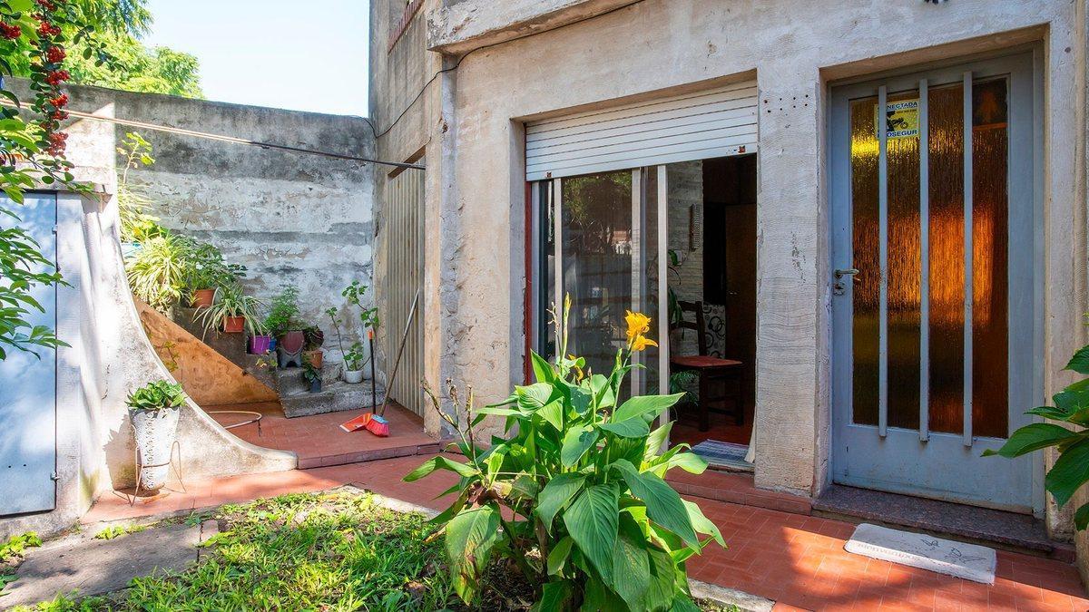 VENTA CASA 3 DORMITORIOS 476M2 OPCION GALPON