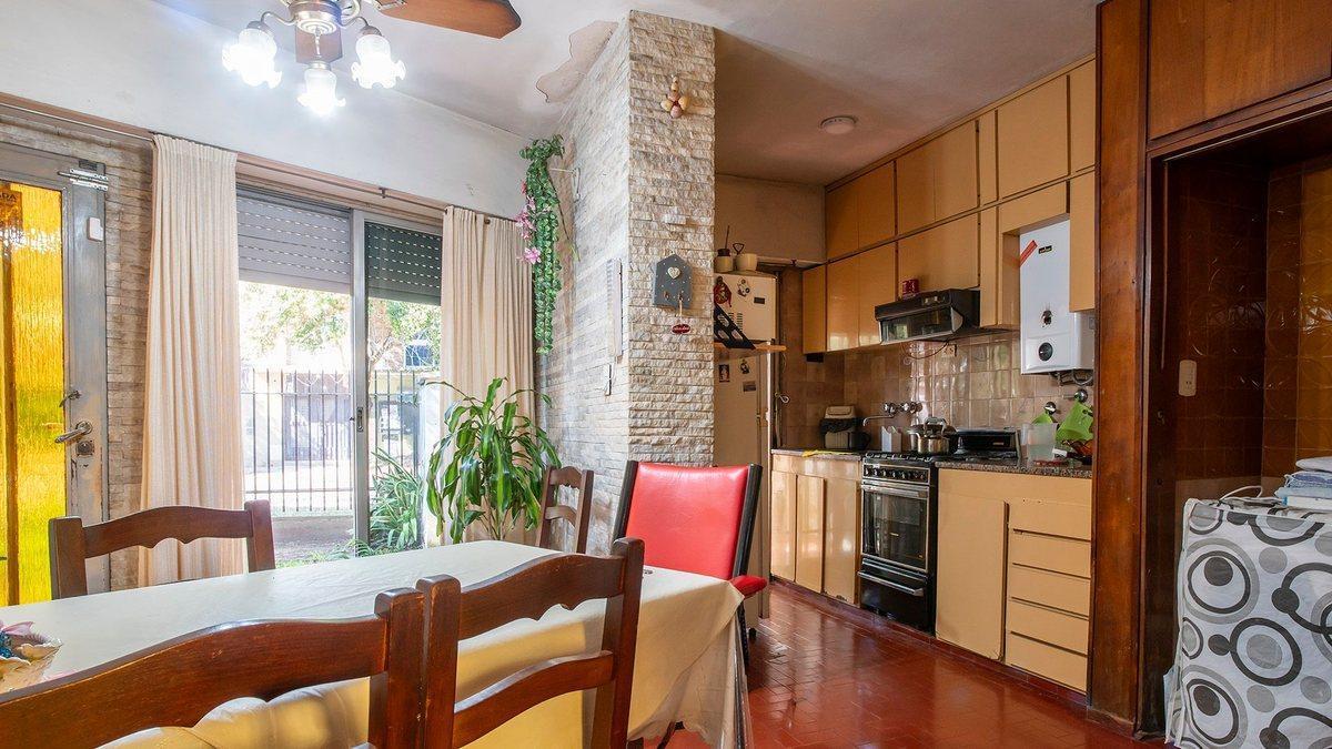Foto de VENTA DE CASA 3 DORMITORIOS 476M2 OPCION GALPON, imagen 4