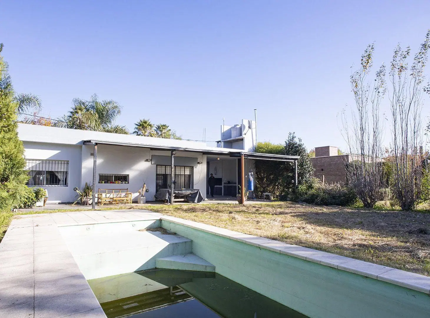 VENTA CASA DE DOS DORMITORIOS LAS ACEQUIAS ROLDAN 5
