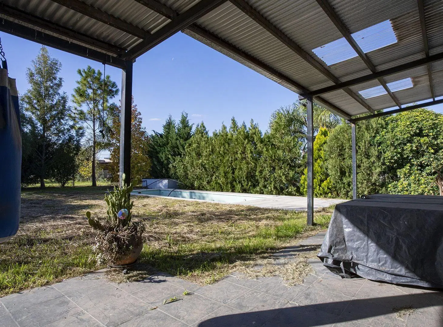 VENTA CASA DE DOS DORMITORIOS LAS ACEQUIAS ROLDAN 3