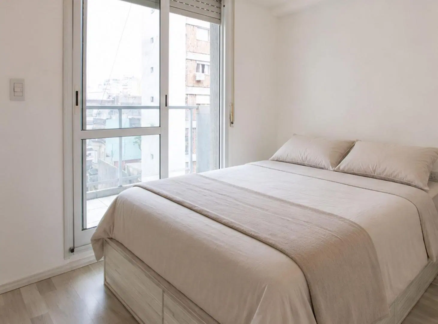 VENTA DEPARTAMENTO 1 DORMITORIO CON BALCON CENTRO 4