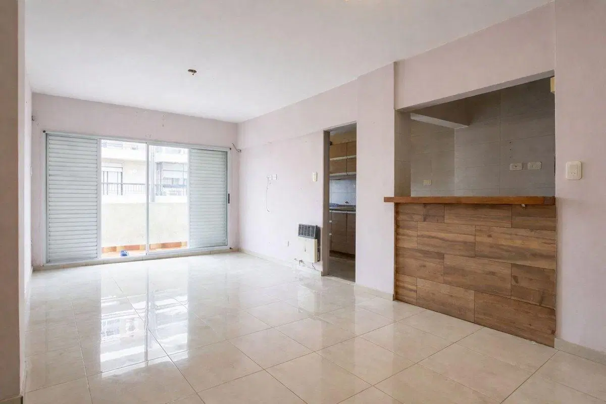 VENTA DPTO DOS DORMITORIOS + COMODÍN RECICLADO 4
