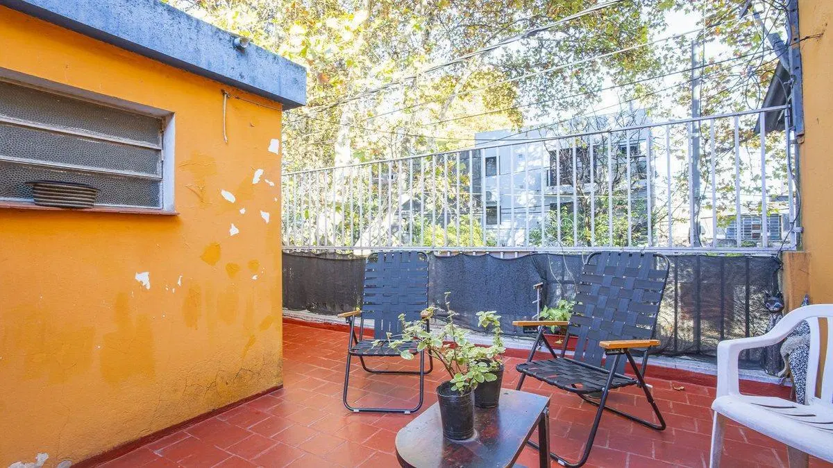 Casa al frente 2 dorm. Terraza y parrilla 4