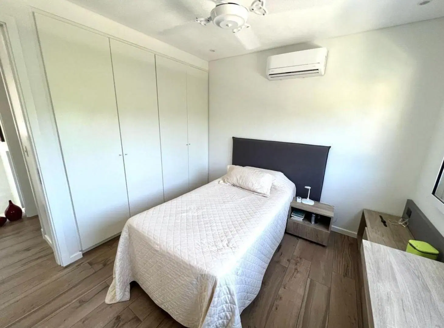 Venta casa 3 dormitorios Villa Sofia, Fisherton. 4