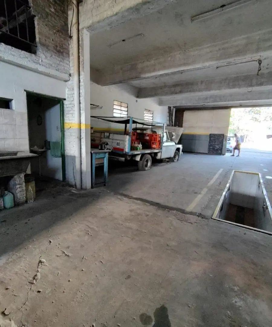 Venta Galpón Av. Francia 4570 3