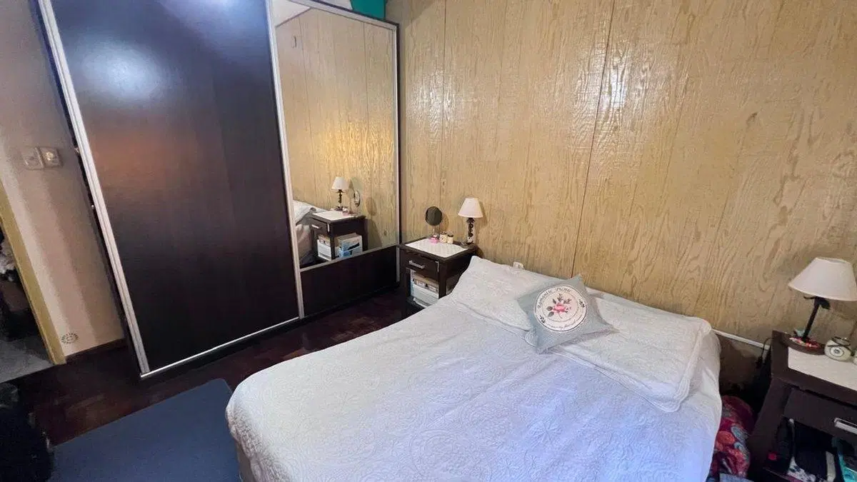 Casa en venta de 2 dormitorios con cochera y patio 3