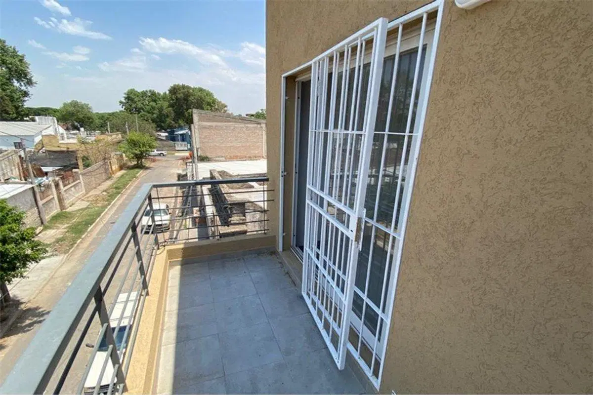 Venta monoambiente en zona universitaria 5